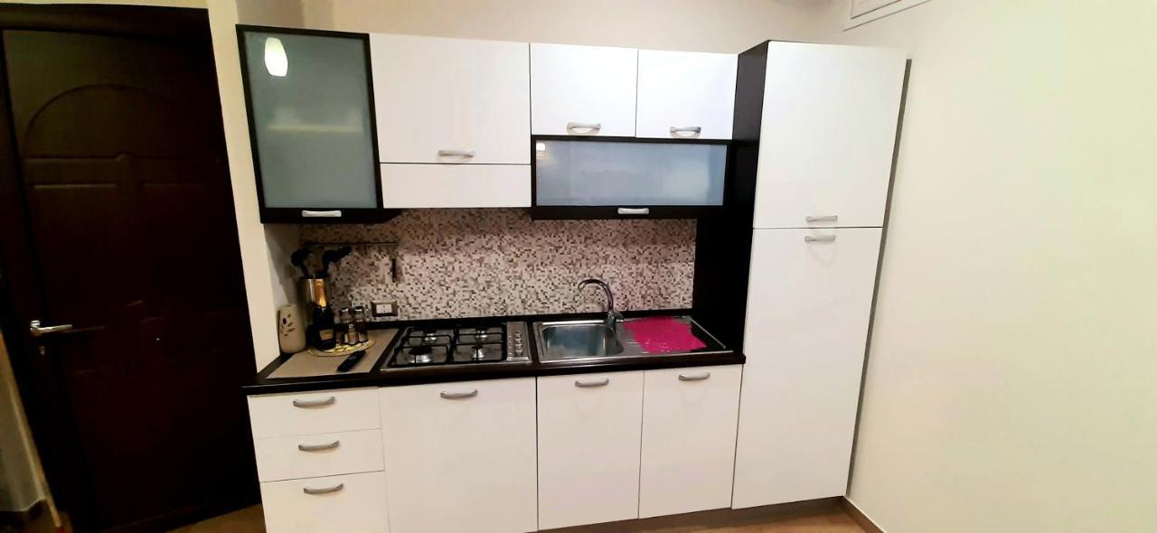 Castello Apartment Deluxe Шакка Екстер'єр фото