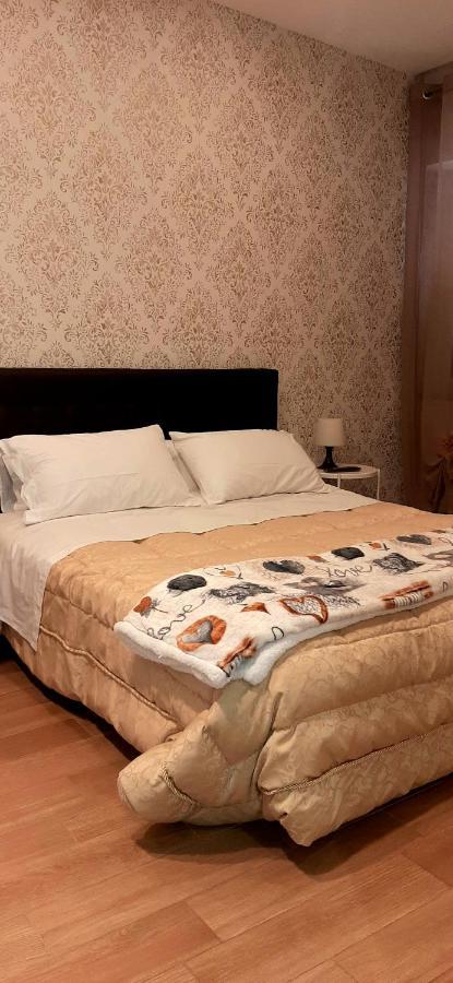 Castello Apartment Deluxe Шакка Екстер'єр фото
